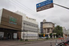 hospital-infantil-de-itajai-vai-investigar-caso-de-gaze-deixada-dentro-de-crianca