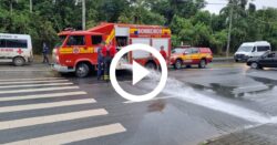 video:-caminhao-dos-bombeiros-atinge-carro-ao-desviar-de-van-com-pacientes-em-blumenau