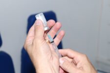 baixa-procura:-tubarao-decide-liberar-a-vacina-contra-a-gripe-para-todos-os-moradores