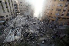ataque-aereo-israelense-mata-13-familiares-em-gaza,-incluindo-quatro-criancas,-diz-parente
