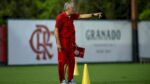 tite-esboca-flamengo-contra-o-cruzeiro-com-pedro-e-bruno-henrique-no-ataque