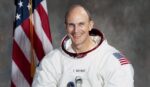 morre-thomas-k.-mattingly,-astronauta-da-nasa-na-missao-apollo-13