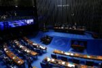 com-criticas-da-oposicao-e-debate-de-mais-de-cinco-horas,-reforma-tributaria-e-aprovada-no-senado