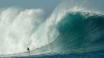 surfista-australiana-supera-brasileira-e-quebra-recorde-mundial-de-onda-gigante