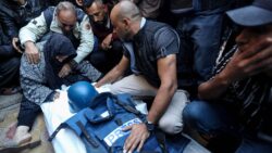 israel-diz-que-tentou-ajudar-a-enviar-ambulancia-ao-local-onde-jornalista-da-al-jazeera-foi-ferido