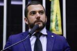 deputado-ajudou-a-organizar-atos-antidemocraticos,-dizem-fontes-da-pf