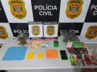 operacao-policial-apreende-quase-900-comprimidos-de-ecstasy-em-residencia-e-prende-rapaz-de-22-anos-em-presidente-venceslau