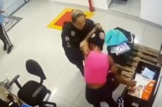 video:-mulher-e-agredida-por-agente-da-guarda-municipal-apos-furtar-farmacia-em-mg