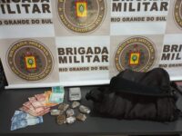 brigada-militar-realiza-duas-prisoes-por-trafico-de-drogas-em-canela